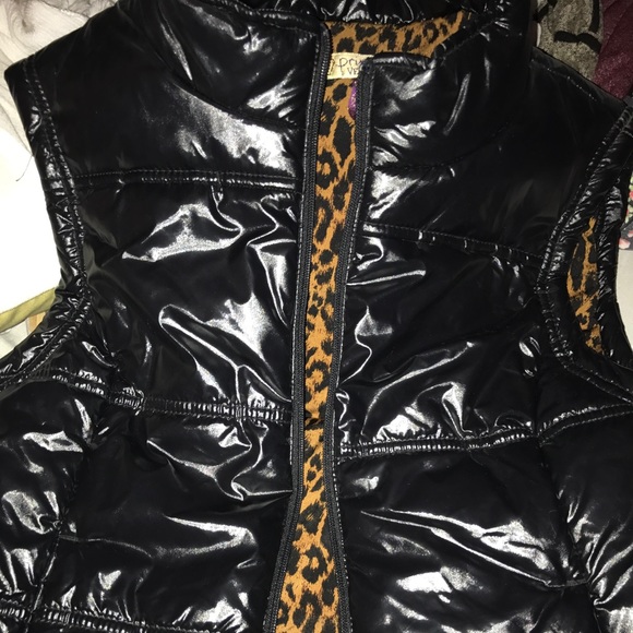 sleeveless bubble vest